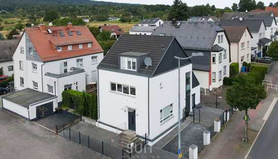 Bild von ***Wohnen & Arbeiten unter einem Dach***  5 Zi. Freistehendes Haus mit Potenzial