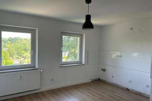 Schöne 2-Zimmer Wohnung mit Blick ins Grüne