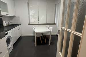 Helle zwei Zimmer Wohnung  mit Einbauküche