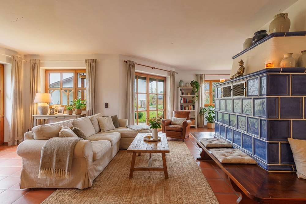 Immobilie in Engelsberg - Schönes Einfamilienhaus mit Garten, Terrasse und Doppelgarage–ruhige Familienidylle im Chiemgau - Bild 5