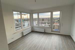 Super schöne 3-ZW,  Penthouse mit Skylineblick, moderne  Einbauküche, umlaufender Balkon – 65936 Sossenheim, Frankfurt am Main – Vorschaubild 10