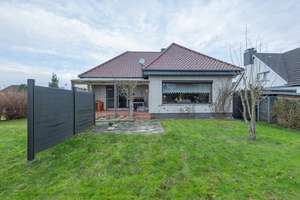 Winkelbungalow mit Ausbaureserve, Keller und Garage in ruhiger, familiengerechter Lage von Hohn – Die vollständige Adresse der Immobilie erhältst du vom Anbieter., 24806 Hohn – Vorschaubild 6