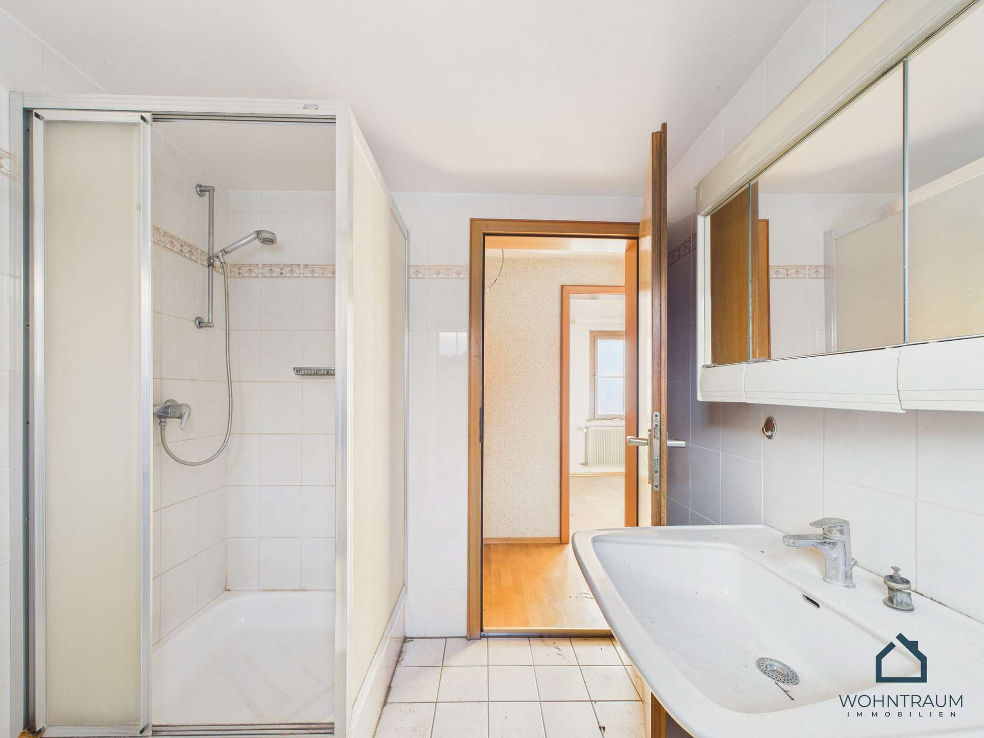 Immobilie in Ettenheim - Jetzt oder nie: 155 m² Haus mit 6 Zimmern und Garten – seltene Chance in Ettenheim - Bild 2