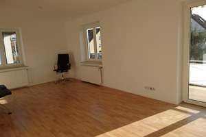 Helle Wohnung mit 3 Zimmern in Obermenzing Karwinskistrasse – Die vollständige Adresse der Immobilie erhältst du vom Anbieter., 81247 Obermenzing, München – Vorschaubild 2