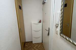 Gepflegte 1-Zimmer-Wohnung mit Balkon & Einbauküche in München-Am Hart – Starenweg 10, 80937 Am Hart, München – Vorschaubild 16