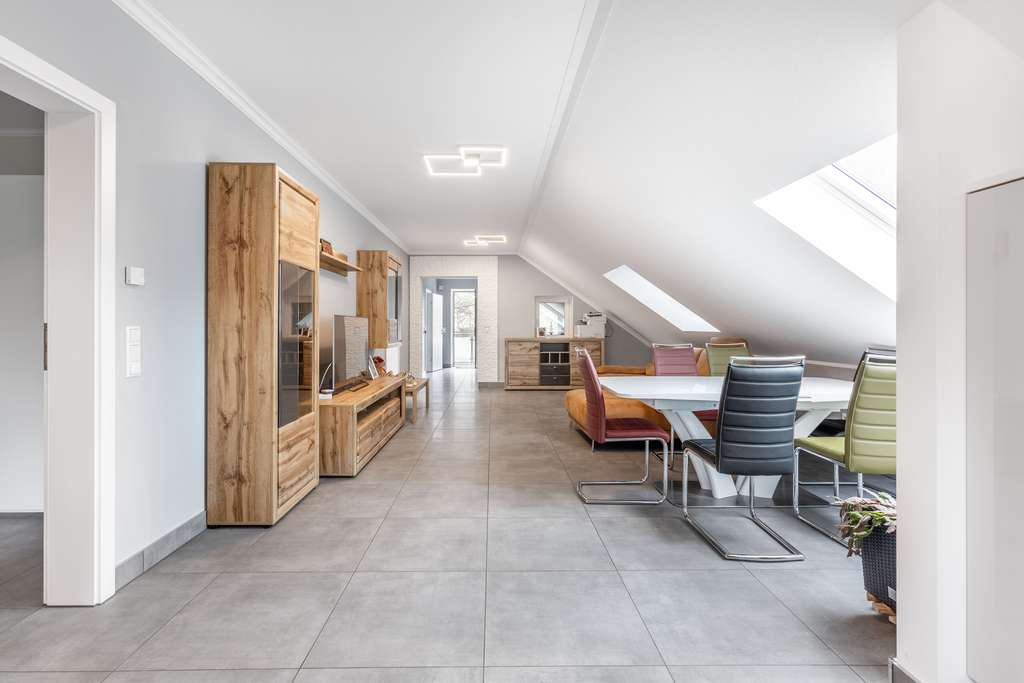 Immobilie in Meinersen - Dachgeschosswohnung mit Einbauküche in Meinersen - Bild 2