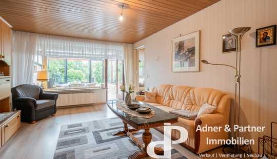 Bild von **REIHENMITTELHAUS MIT KELLER UND GARAGE VOR DEN TOREN BRAUNSCHWEIGS**