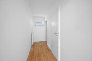 Wohnerlebnis mit bis zu 4 m Deckenhöhe – Dachterrasse & Alpenblick – Die vollständige Adresse der Immobilie erhältst du vom Anbieter., 81829 Messestadt Riem, München – Vorschaubild 12