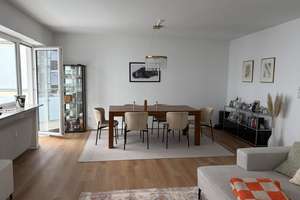 Schöne 2-Zimmer-Wohnung mit Balkon direkt in Düsseldorf-Oberkassel, nur wenige Schritte vom Rhein