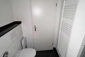 **Renovierte 2-Zimmer-Wohnung mit guter Anbindung** – Schönebecker Straße 67a, 42283 Barmen, Wuppertal – Vorschaubild 4