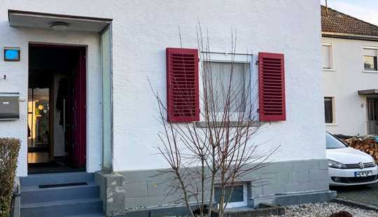 Bild von Doppelhaushälfte in beliebter Lage von Wiesbaden Biebrich