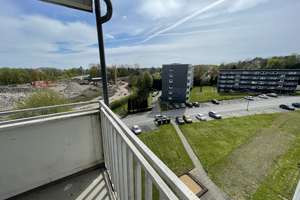 Bezugsfertig: Gemütliche 2-Zimmer-Wohnung im 5.OG mit Aufzug – Marklandstraße 122, 42279 Oberbarmen, Wuppertal – Vorschaubild 1