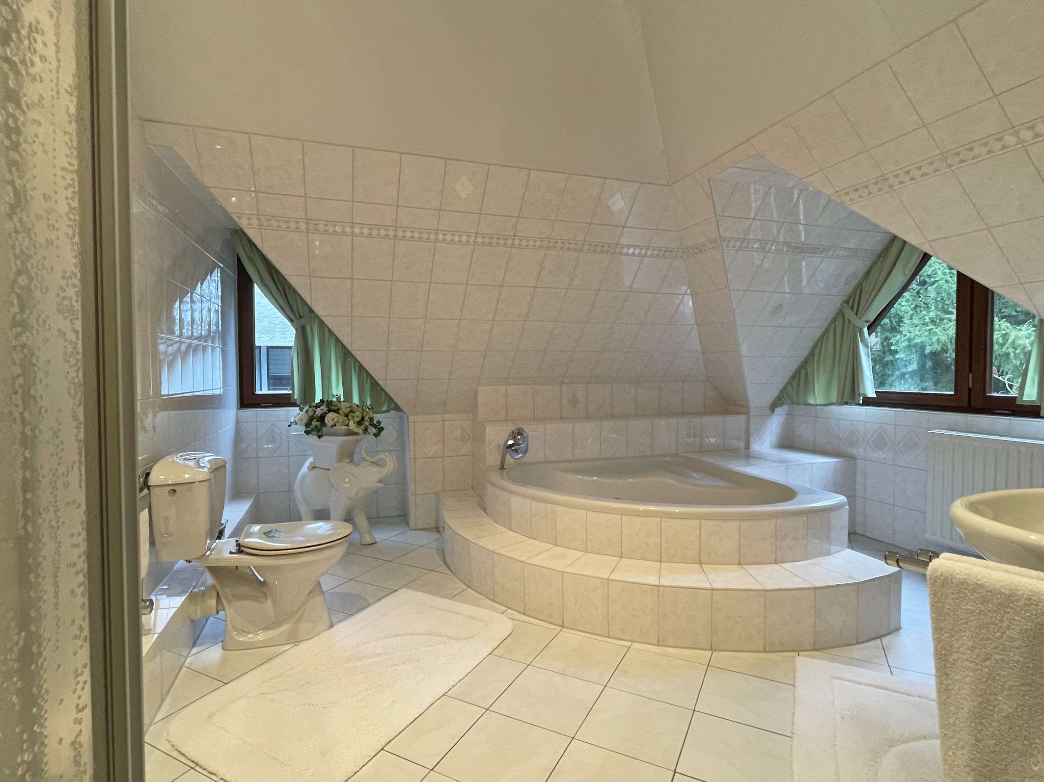 Immobilie in Buchholz in der Nordheide - Mehrgenerationenhaus mit viel Potenzial - Bild 0