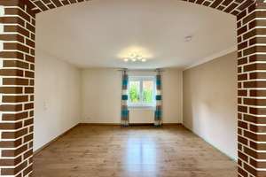 Reihenmittelhaus mit Garage – Die vollständige Adresse der Immobilie erhältst du vom Anbieter., 78056 Schwenningen, Villingen-Schwenningen – Vorschaubild 5