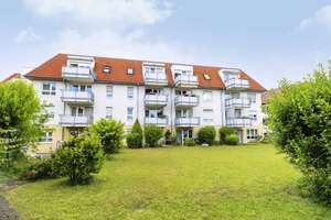 Betreutes Wohnen: Gepflegte 2-Zimmer-Wohnung mit Balkon und Aufzug in Stuttgart-Weilimdorf