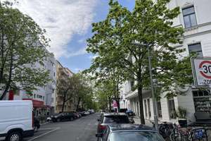 Gepflegte 1,5-Zimmer-Wohnung, Top-Lage in Berlin-Wilmersdorf nahe Kurfürstendamm, PROVISIONSFREI – Die vollständige Adresse der Immobilie erhältst du vom Anbieter., 10709 Wilmersdorf, Berlin – Vorschaubild 2