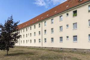 schöne 3 Raum WOhnung