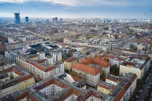 Bezugsfreie 3-Zimmer-Wohnung in Rigaer Straße. Hohe Decken, Dielenböden, Altbauflair. – Die vollständige Adresse der Immobilie erhältst du vom Anbieter., 10247 Friedrichshain, Berlin – Vorschaubild 14