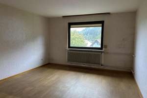 Vielseitiges Wohnhaus mit großem Grundstück und separater Einheit – Die vollständige Adresse der Immobilie erhältst du vom Anbieter., 55765 Schmißberg – Vorschaubild 11
