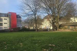 Exklusive, barrierefreie 3-Zimmer-Wohnung mit Loggia, Carport & Gartenfläche in Essen-Moltkeviertel