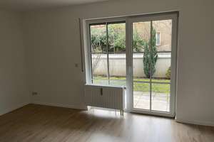 Freie 2-Zimmer-Erdgeschosswohnung mit drei Terrassen und Gartenanteil – Die vollständige Adresse der Immobilie erhältst du vom Anbieter., 1219 Leubnitz-Neuostra, Dresden – Vorschaubild 3