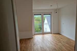 Kapitalanleger - Vermietetes Mehrfamilienhaus mit 3 Wohnungen inkl. 3 Garagen + 1 Stellplatz – Domherrenwald 4, 54296 Kernscheid, Trier – Vorschaubild 22