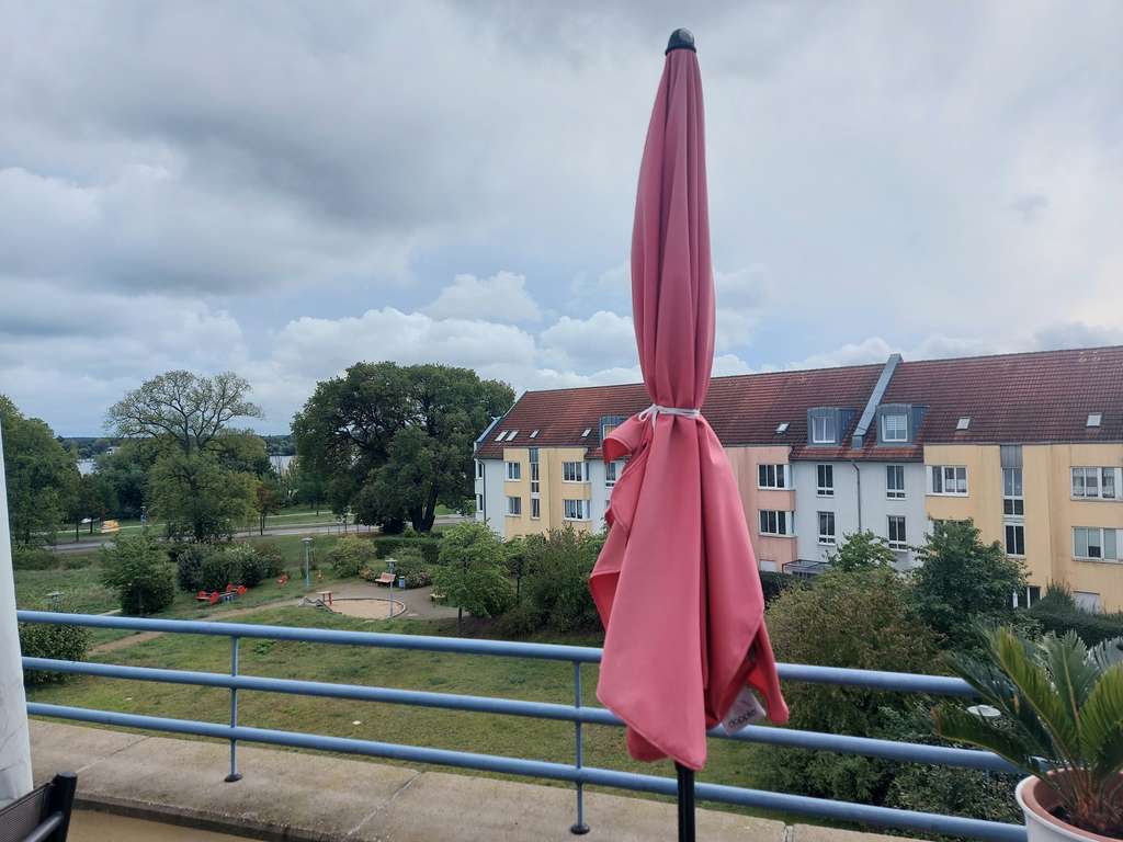 Immobilie in Hennigsdorf - Wohnen vor den Toren der Hauptstadt * gemütliches Dachgeschoss*Wasserblick* - Bild 2