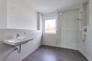 Exklusive, neuwertige 2-Zimmer Wohnung mit erstklassiger Ausstattung und unverbaubarem Blick – Ernst-Haeckel-Str. 98a, 80999 Untermenzing, München – Vorschaubild 3