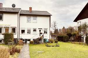 Für Familien! Reiheneckhaus mit großem Garten! – Freising (Kreis) – Vorschaubild 1