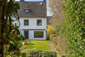 Großzügiges Einfamilienhaus in familienfreundlicher Lage – Die vollständige Adresse der Immobilie erhältst du vom Anbieter., 42277 Oberbarmen, Wuppertal – Vorschaubild 13