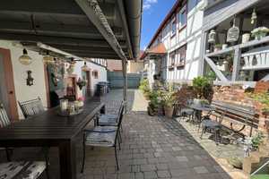 🏡🍀Hochwertig Saniertes Bauernhaus mit Garage, Partyraum, Garten und Terrassen – Wetteraukreis – Vorschaubild 4
