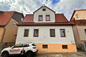 Viel Platz für Ihre Zukunft! 
Familienfreundliches Haus mit 6,5 Zimmer! – Die vollständige Adresse der Immobilie erhältst du vom Anbieter., 73098 Rechberghausen – Vorschaubild 2