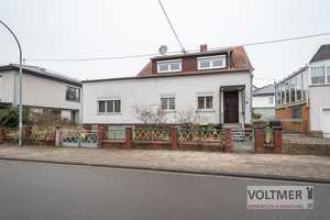 FIX UND FLIP - freistehendes Einfamilienhaus mit Garage in Heiligenwald! – Neunkirchen (Kreis) – Vorschaubild 1