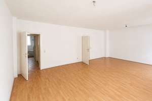Ideal aufgeteilte Altbau-Wohnung mit 2 Bädern und Balkon – Die vollständige Adresse der Immobilie erhältst du vom Anbieter., 40227 Oberbilk, Düsseldorf – Vorschaubild 5