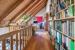raumhafte Galerie-Wohnung im zweiten Obergeschoss. Aufgeteilt auf zwei Ebenen! – Die vollständige Adresse der Immobilie erhältst du vom Anbieter., 82386 Oberhausen – Vorschaubild 13