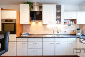 Modernisiertes EFH mit Einliegerwohnung und Traumgarten mit Fernblick auf den Rauhen Kulm! – Schlossgarten 16, 95517 Bayreuth (Kreis) – Vorschaubild 16