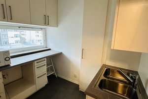 Bezugsfreie 2-Raum-Wohnung mit Loggia und EBK in Berlin Wilmersdorf – Bundesallee 182, 10717 Berlin – Vorschaubild 6