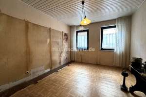 MEHRGENERATIONENHAUS MIT POTENZIAL – BEREIT FÜR NEUE HÄNDE! – Die vollständige Adresse der Immobilie erhältst du vom Anbieter., 41236 Heyden, Mönchengladbach – Vorschaubild 7