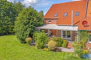 Tradition trifft Technik: 
Historischer Gulfhof in Bestlage an der Emsmündung – Die vollständige Adresse der Immobilie erhältst du vom Anbieter., 26725 Petkum, Emden – Vorschaubild 2
