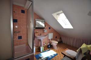 ***Zweifamilienhaus mit ELW in bevorzugter Lage von Gründau** – Hühnerberg 20, 63584 Gründau – Vorschaubild 10