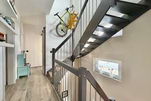 Modernes Familienhaus (2021)
186 m² | Pool | Heimkino | 3 Bäder
Nähe Adlershof & BER – Die vollständige Adresse der Immobilie erhältst du vom Anbieter., 12524 Altglienicke, Berlin – Vorschaubild 16