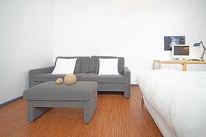 **FURNISHED** Ruhige, sanierte Altbauwohnung mit Balkon – Degerstr. XXX, 40235 Flingern Nord, Düsseldorf – Vorschaubild 2