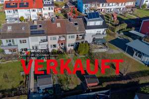 VERKAUFT: Heimeliges 5-Zimmer Reihenmittelhaus mit schönem Garten für die Familie (Erbpacht)  – Die vollständige Adresse der Immobilie erhältst du vom Anbieter., 88045 Friedrichshafen – Vorschaubild 1