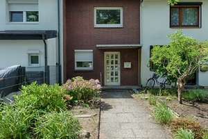 NEUE VAHR -  Kleines Reihenhaus mit Garten und Keller in ruhiger Wohnlage