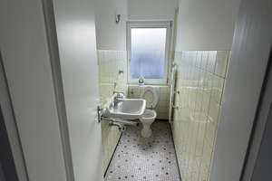 Großzügige 3-Zimmer-Wohnung (108m²) mit Balkon in Augsburg-Lechhausen – Die vollständige Adresse der Immobilie erhältst du vom Anbieter., 86165 Lechhausen-Ost, Augsburg – Vorschaubild 11