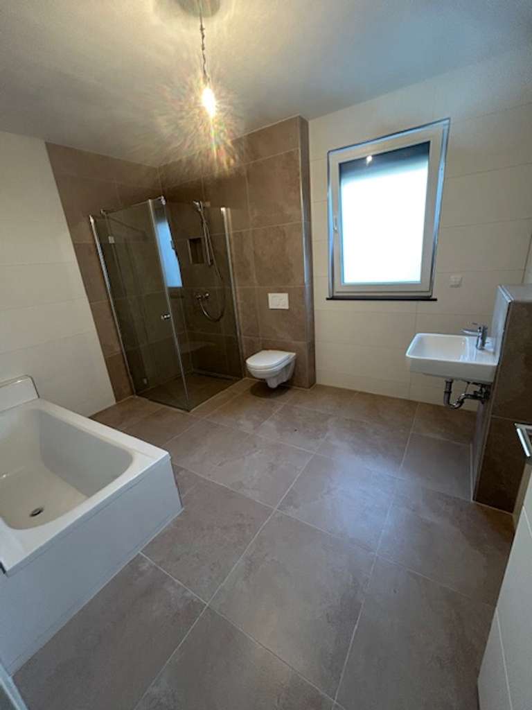 Immobilie in Gundheim - 100qm, 4-Zimmer, Neubauwohnung inkl. Klimaanlage - Bild 2