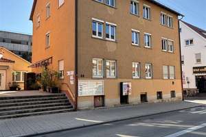 Sehr gepflegtes Wohn- und Geschäftshaus im Zentrum Reutlingens! 