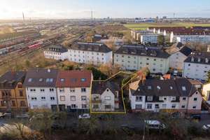 RESERVIERT!Zweifamilienhaus sofort frei: Garten, Wintergarten, 4 Garagen – käuferprovisionsfrei – Die vollständige Adresse der Immobilie erhältst du vom Anbieter., 68239 Seckenheim, Mannheim – Vorschaubild 18
