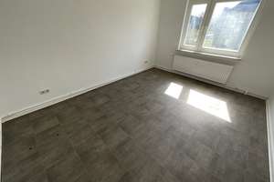2 Zimmer-Wohnung mit modernisiertem Tageslichtbad und Dusche – Dummersdorferstraße 16, 23569 Kücknitz, Lübeck – Vorschaubild 14