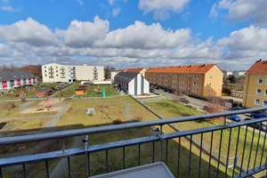 Moderne 2 Zimmer Wohnung mit Lift, Einbauküche, 2 Balkonen und PKW Stellplatz – Langer Weg 51b, 39112 Sudenburg, Magdeburg – Vorschaubild 7